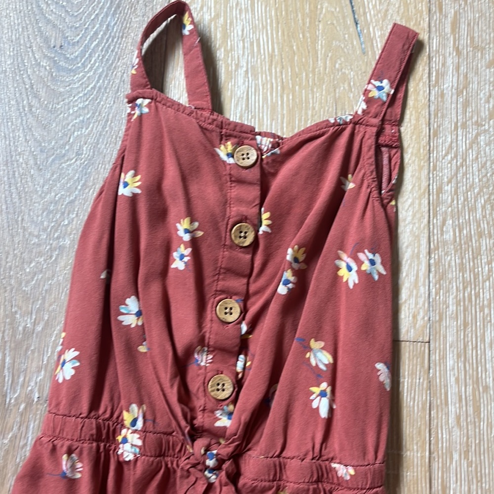 Romper - Picture 2 of 5